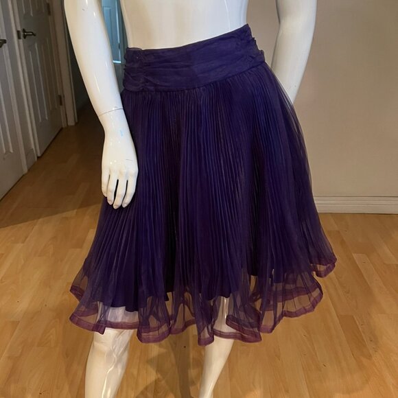 NEW VINTAGE BETSEY JOHNSON EVENING PLEATED A LINE SKIRT SIZE 4